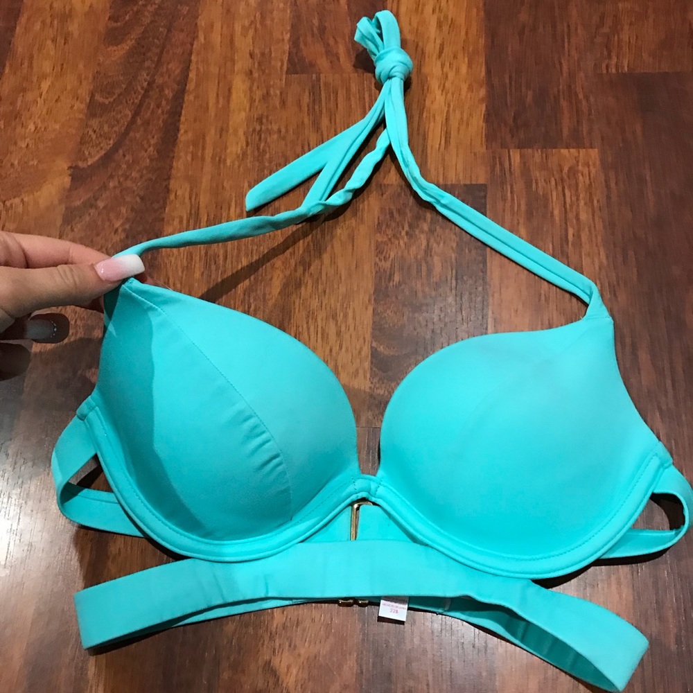 ❌SOLD❌Victoria’s Secret Bathing Suit Top - Picture 2 of 4